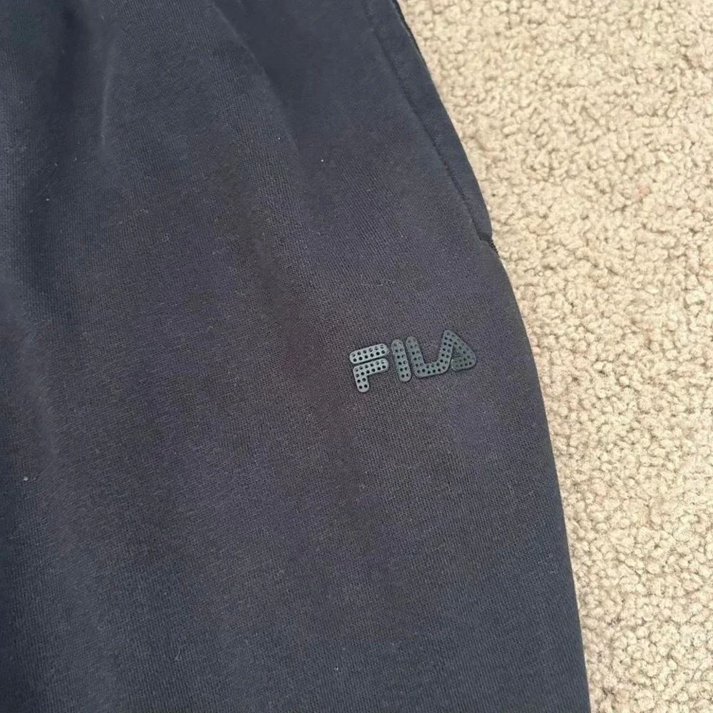 Vintage Black‎ Fila sweatpants